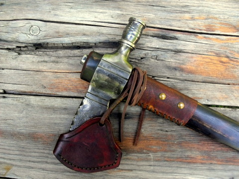 tomahawk-axe-04.jpg.f1924a62c6aab7103bdeddec35ef8147.jpg