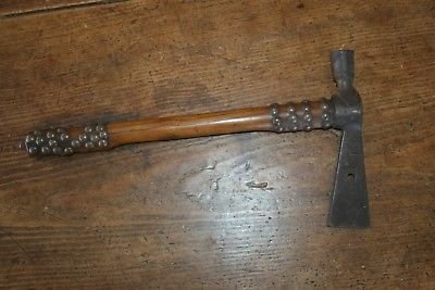 1800s-Tacked-Pipe-Tomahawk-Antique-Native-American-Primitive.jpg.0afc7c9bc83dd6669eba4a65f741f7bd.jpg