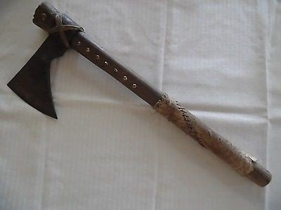 tomahawk-antique-1800s-fighting-trade_1_563cfbebf60fae81ed712442ea298aa6.jpg.5bd2bbb194d2e575192c40cbc9a8e212.jpg